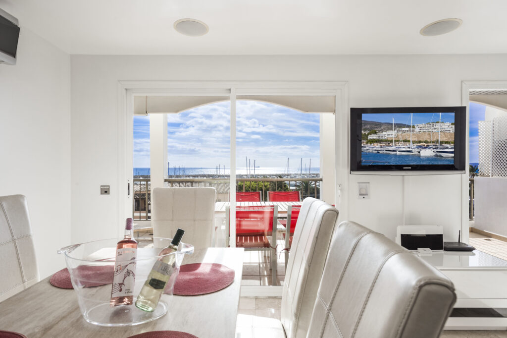 Mallorca Immobilie kaufen, Meerblick Wohnung, Hafen Puerto Portals, Südwesten