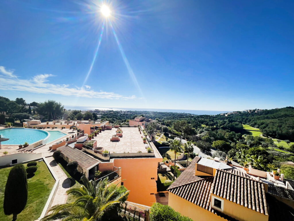 Penthouse mit Meerblick und Dachterrasse in gefragter Anlage von Bendinat, Mallorca; Ref. 1085-52