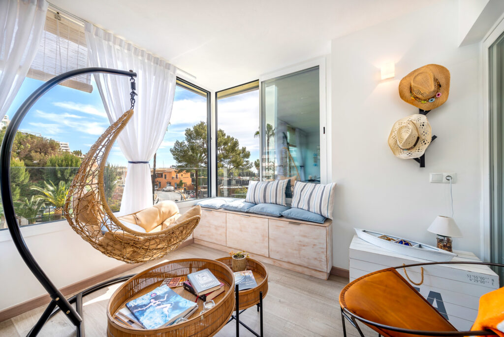 Renovierte Wohnung mit Hafenblick und direktem Zugang zu Puerto Portals