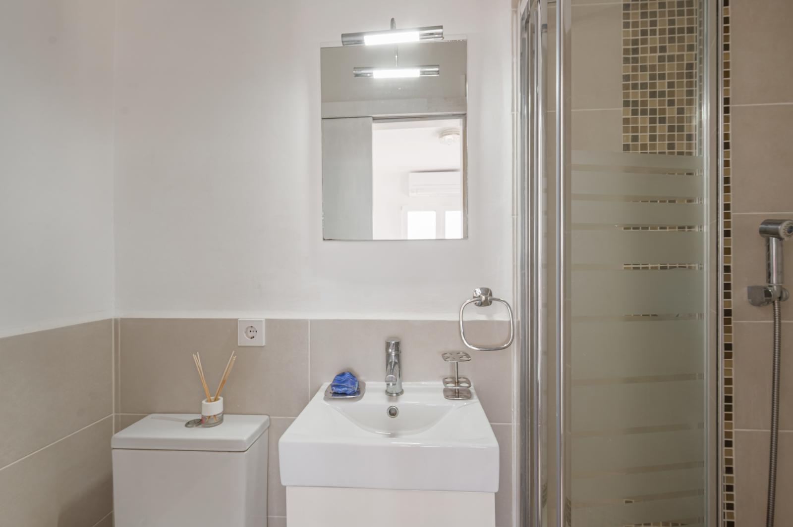 Beautiful, detached house with sea views, garden and two terraces in a good location in Sant Elm (13)