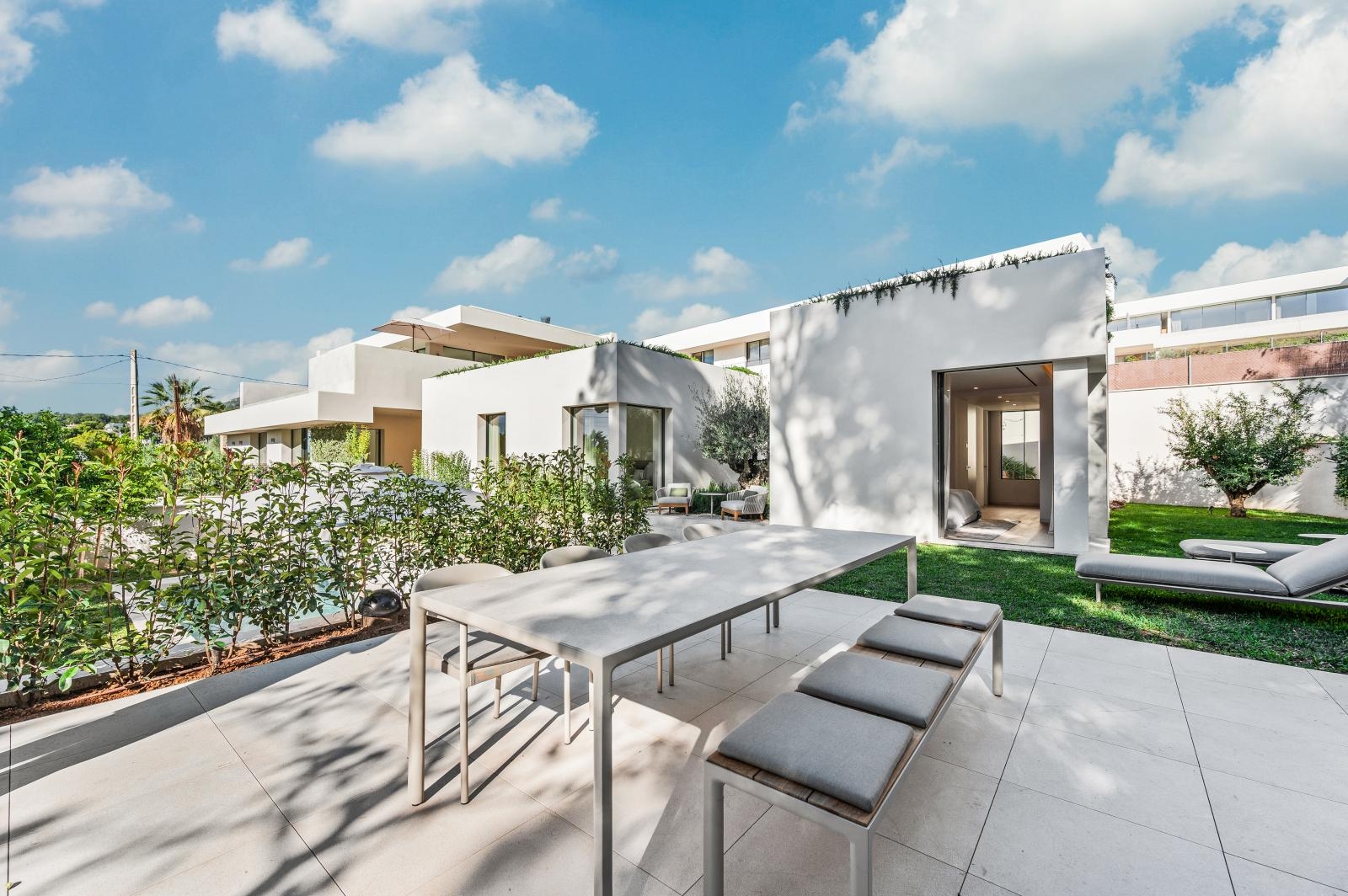 Luxurious newly built villa with sea views in Portals Nous, near the noble harbour and Palma (21)