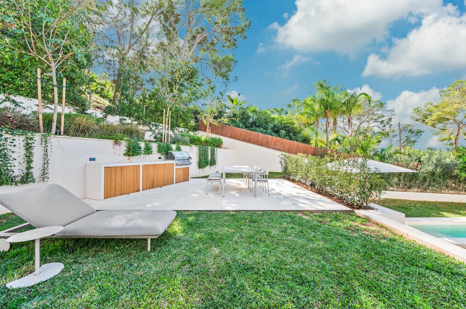 Luxurious newly built villa with sea views in Portals Nous, near the noble harbour and Palma (20)