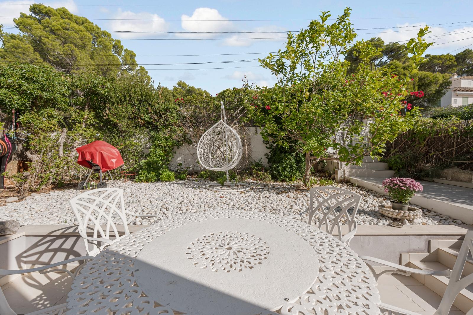 Beautiful, detached house with sea views, garden and two terraces in a good location in Sant Elm (1)