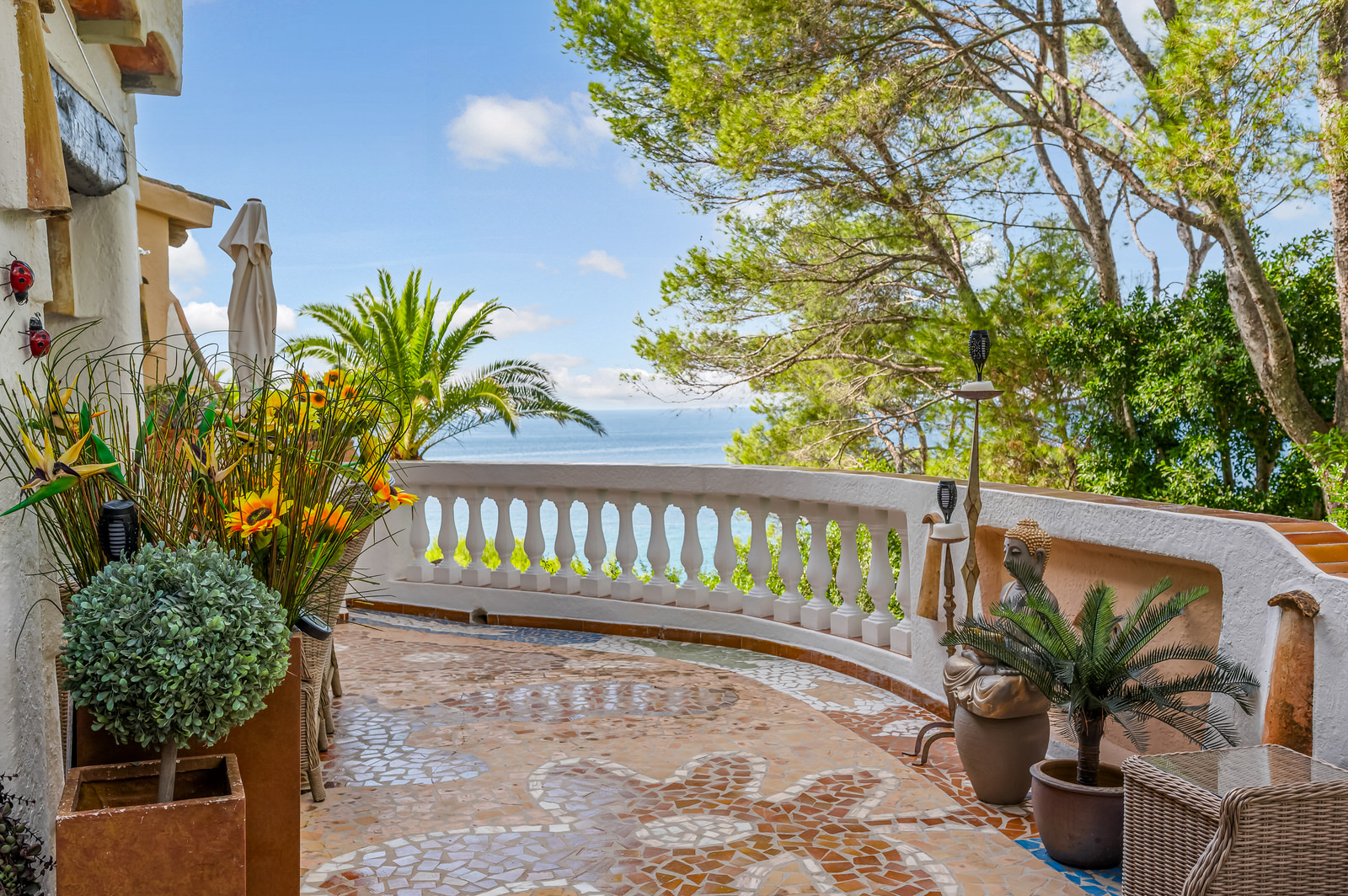 Luxurious ground floor apartment in complex with direct beach access and 4 pools in Costa de la Calma (22)