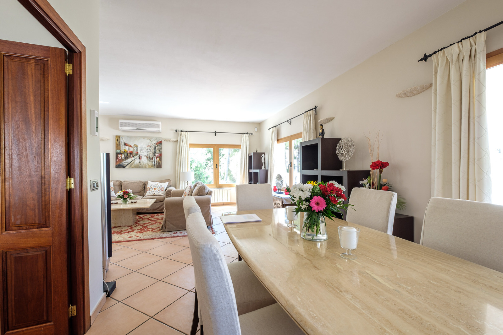 Well-maintained Mediterranean villa in Portals Nous, Mallorca (37)