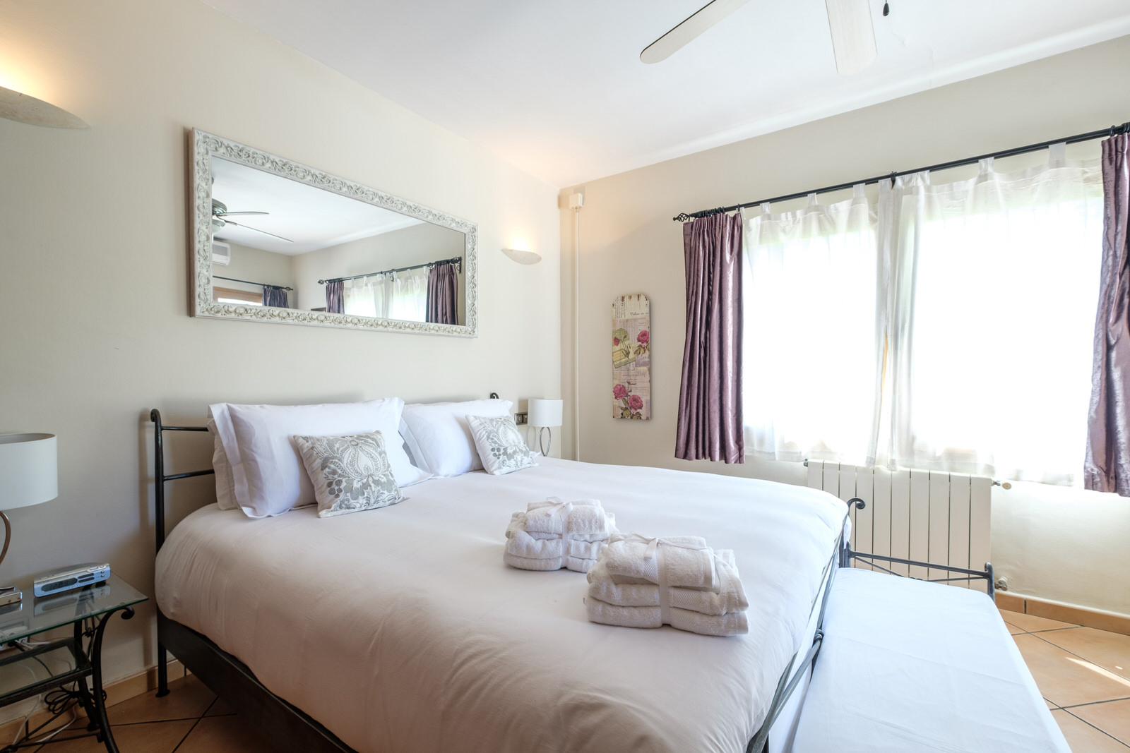 Well-maintained Mediterranean villa in Portals Nous, Mallorca (44)