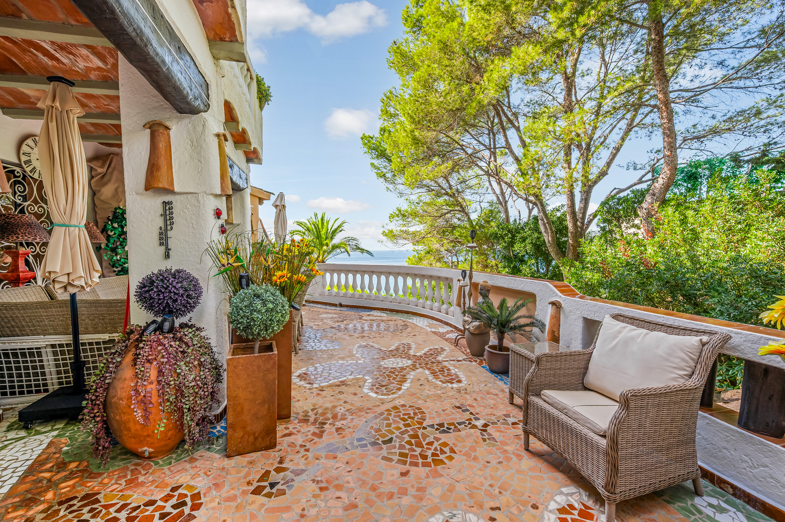 Luxurious ground floor apartment in complex with direct beach access and 4 pools in Costa de la Calma (21)