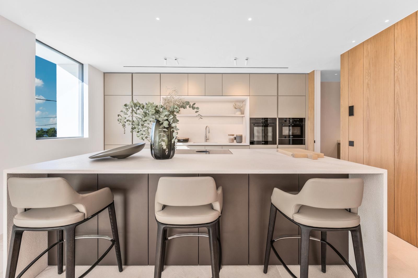 Luxurious newly built villa with sea views in Portals Nous, near the noble harbour and Palma (42)