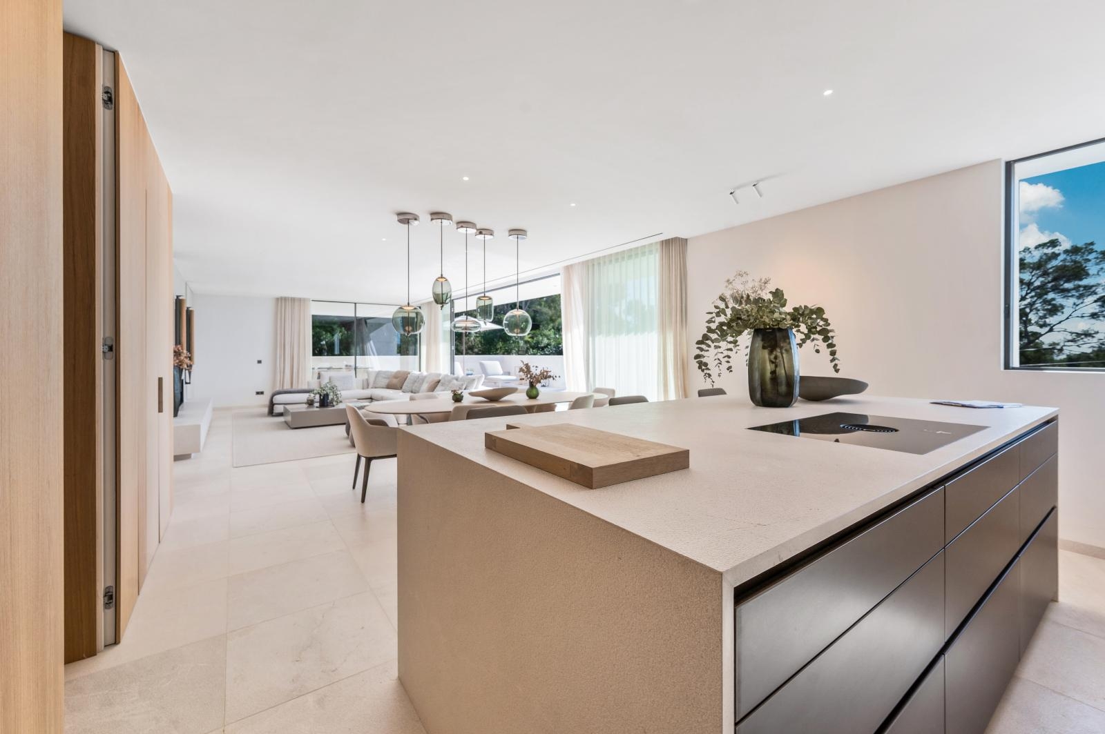 Luxurious newly built villa with sea views in Portals Nous, near the noble harbour and Palma (44)