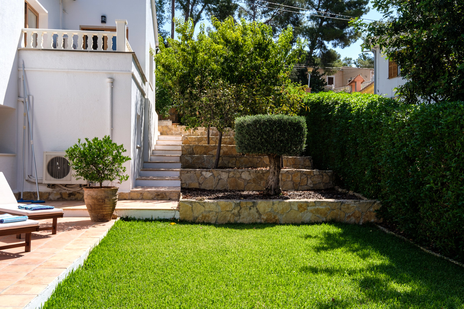 Well-maintained Mediterranean villa in Portals Nous, Mallorca (60)
