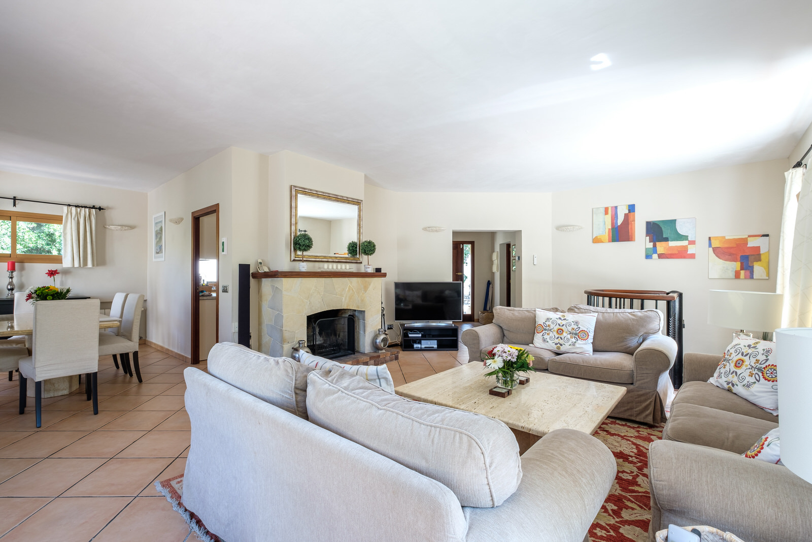 Well-maintained Mediterranean villa in Portals Nous, Mallorca (41)