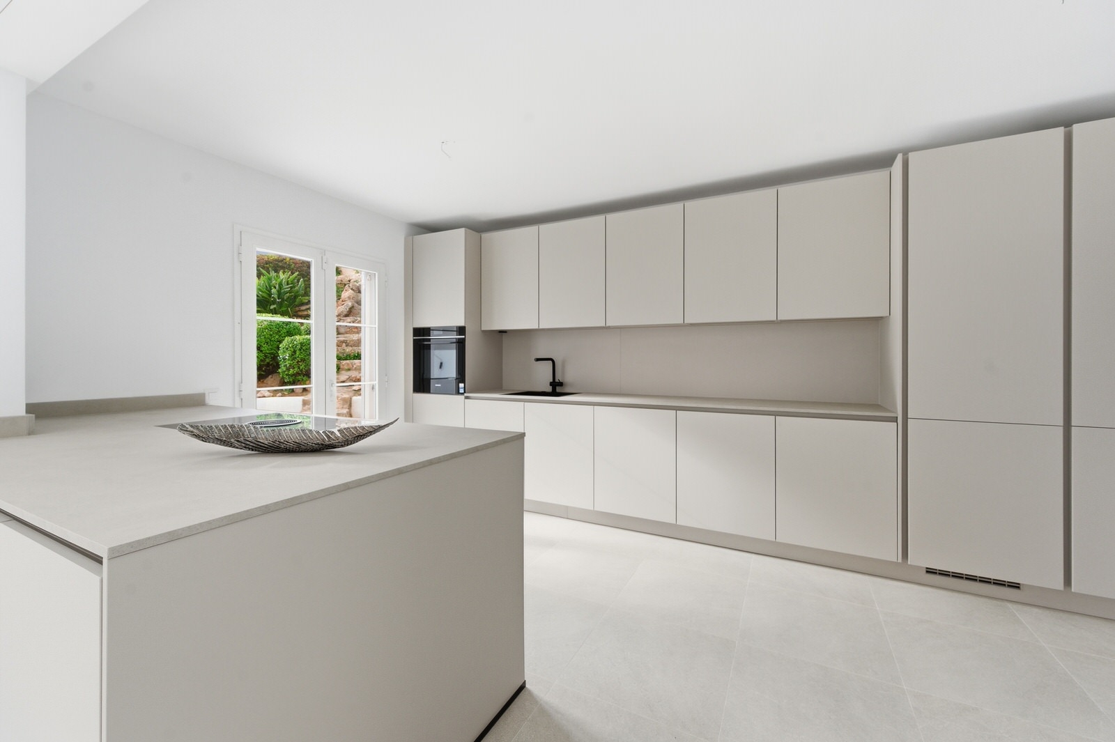 Modernized villa with Mediterranean charm, pool and garden in a quiet location of Santa Ponsa (10)