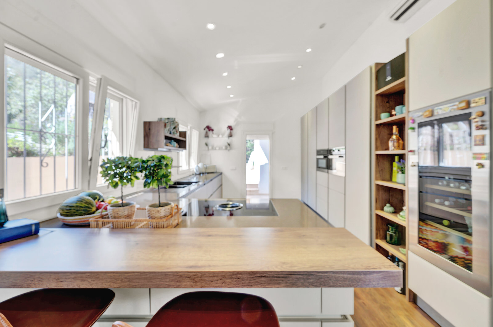 Seaview-villa in hillside location in Costa den Blanes above the luxury port Puerto Portals (9)