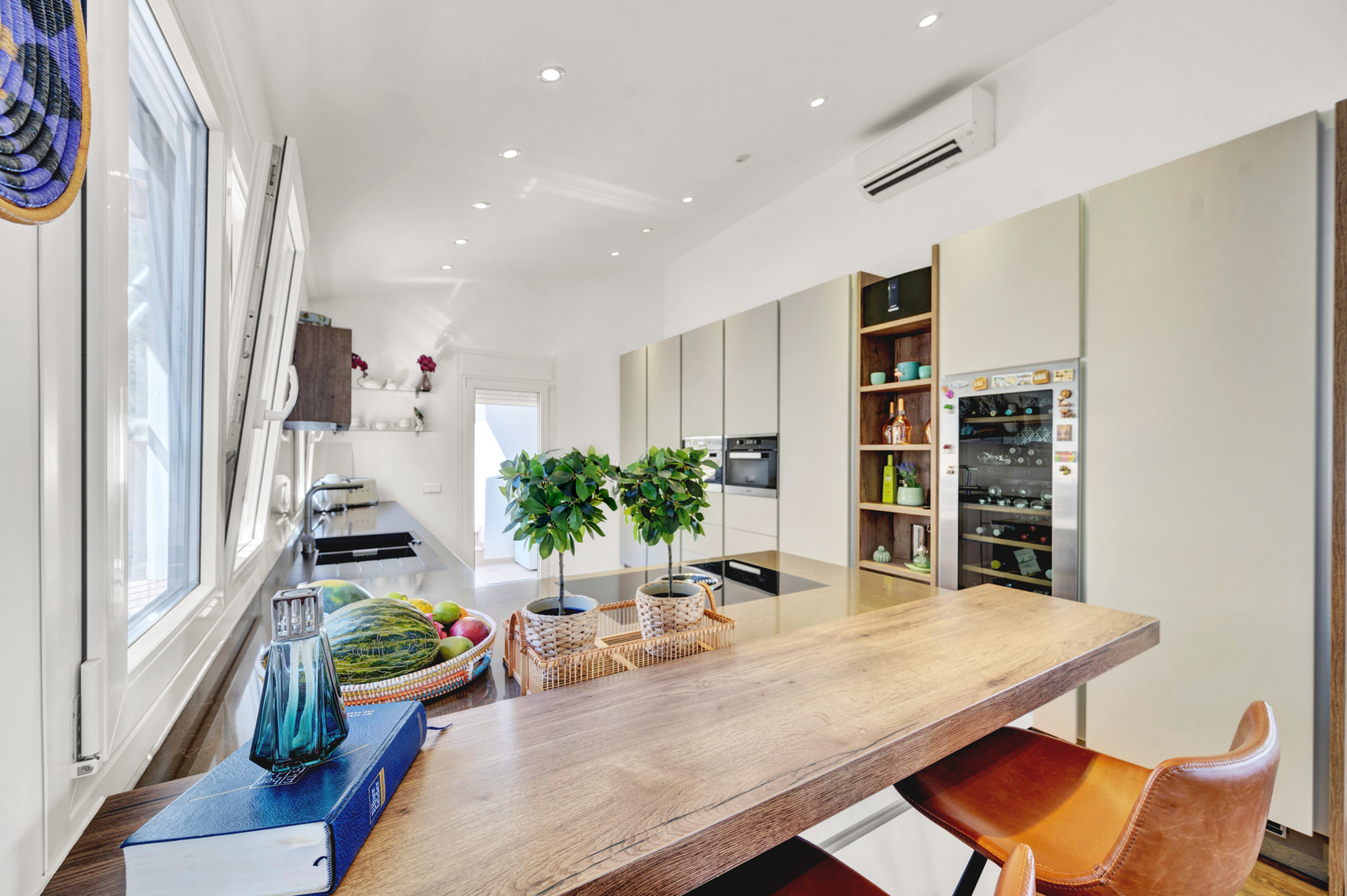 Seaview-villa in hillside location in Costa den Blanes above the luxury port Puerto Portals (11)