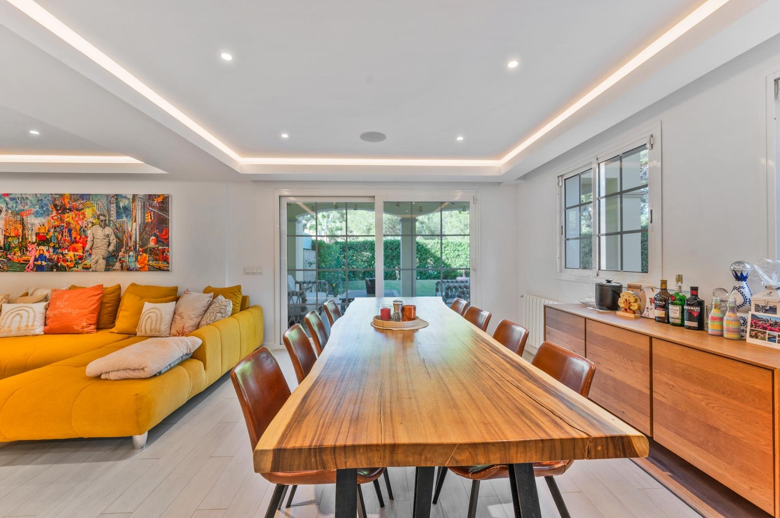 Modern garden apartment with spacious terrace in well-kept complex with pool in Nova Santa Ponsa (17)