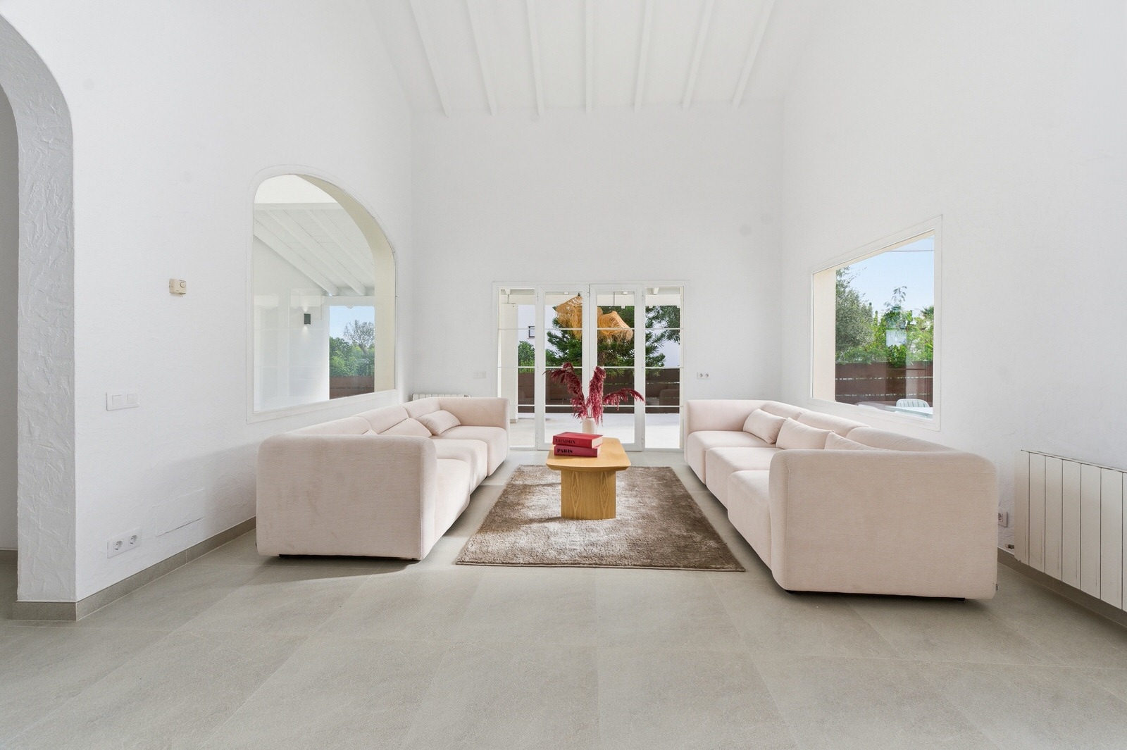 Modernized villa with Mediterranean charm, pool and garden in a quiet location of Santa Ponsa (9)