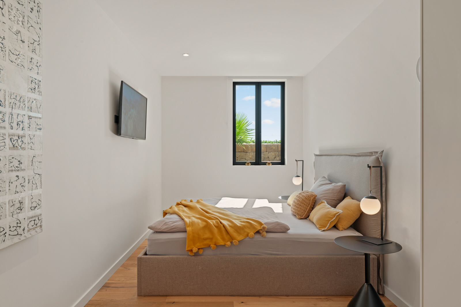 Ultra luxury villa with stunning sea views and infinity pool in Puerto Andratx (16)