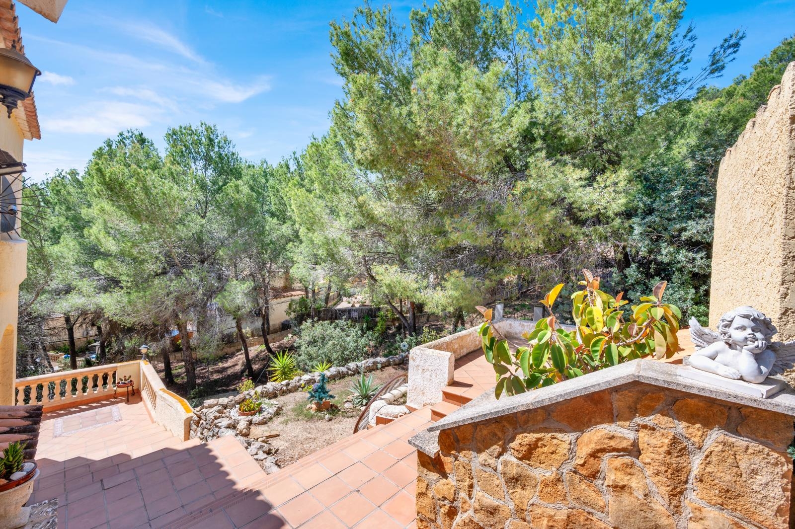 Spacious villa with beautiful panoramic views up to the sea and with pool in Costa de la Calma (23)