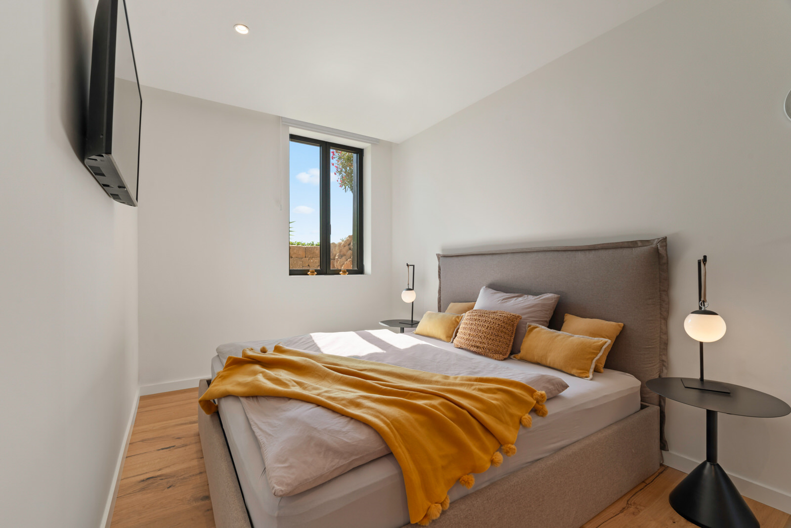 Ultra luxury villa with stunning sea views and infinity pool in Puerto Andratx (17)