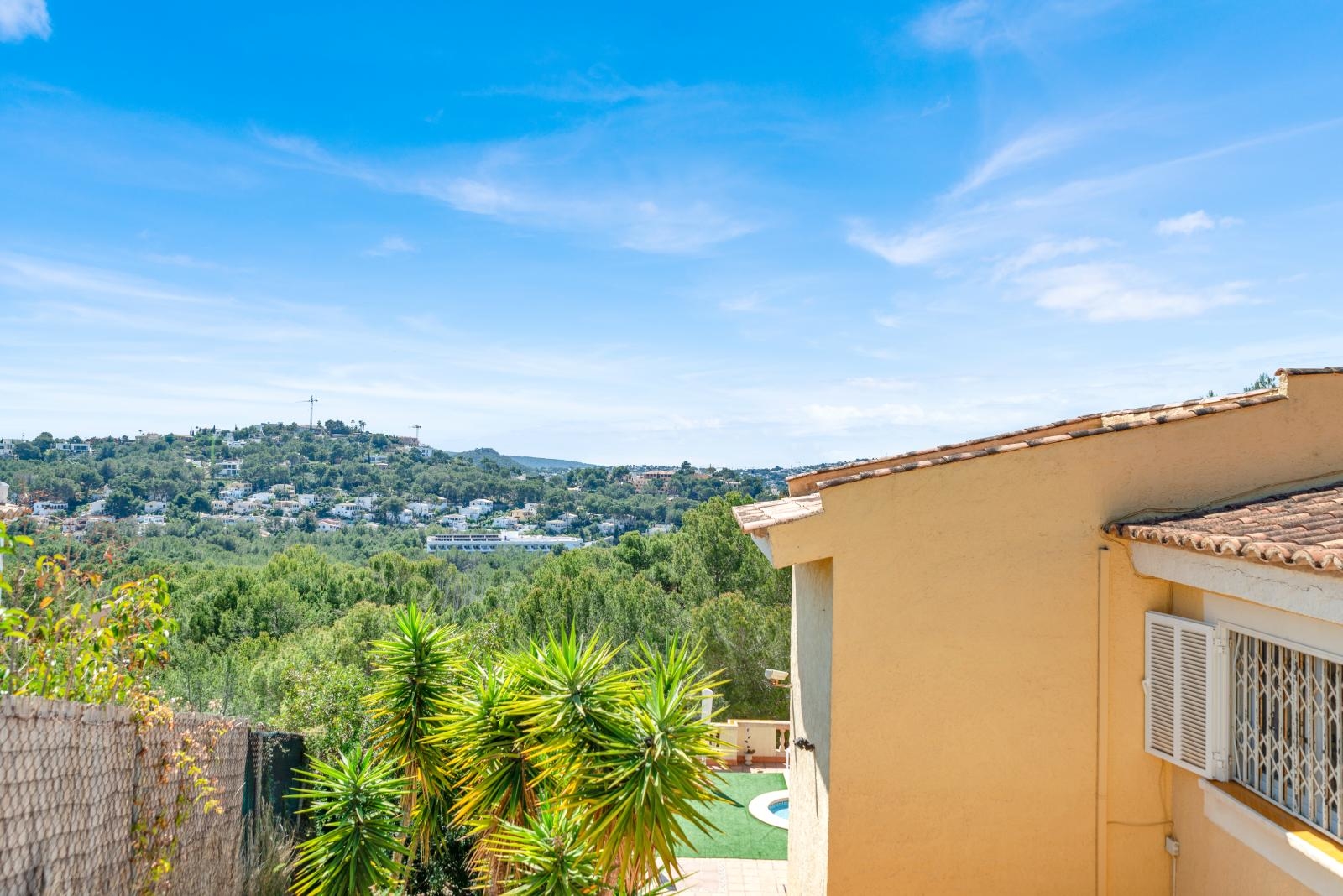 Spacious villa with beautiful panoramic views up to the sea and with pool in Costa de la Calma (5)