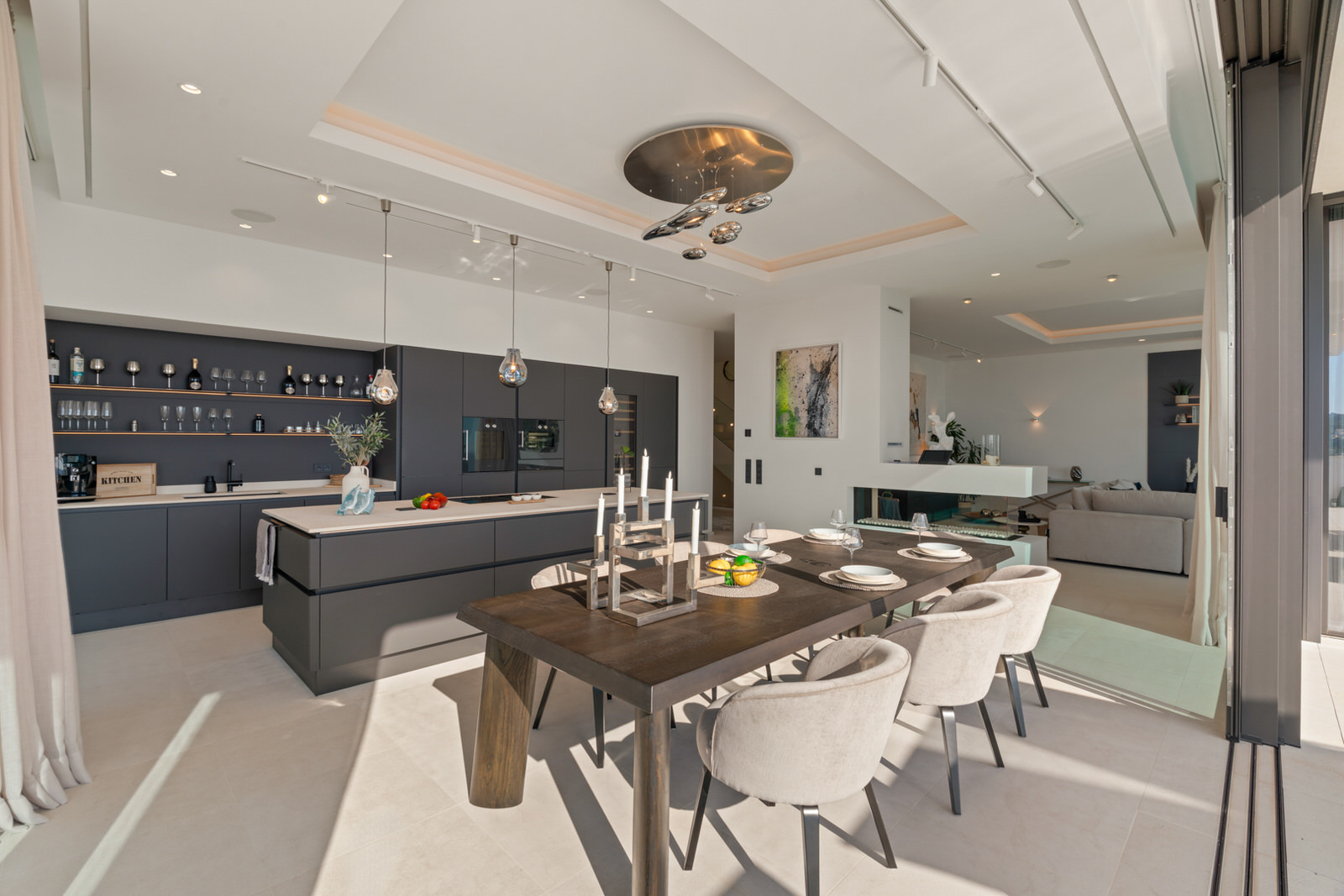 Ultra luxury villa with stunning sea views and infinity pool in Puerto Andratx (30)