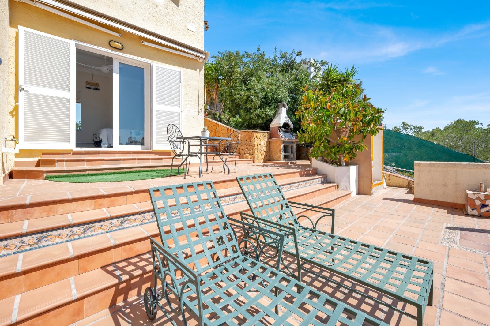 Spacious villa with beautiful panoramic views up to the sea and with pool in Costa de la Calma (32)