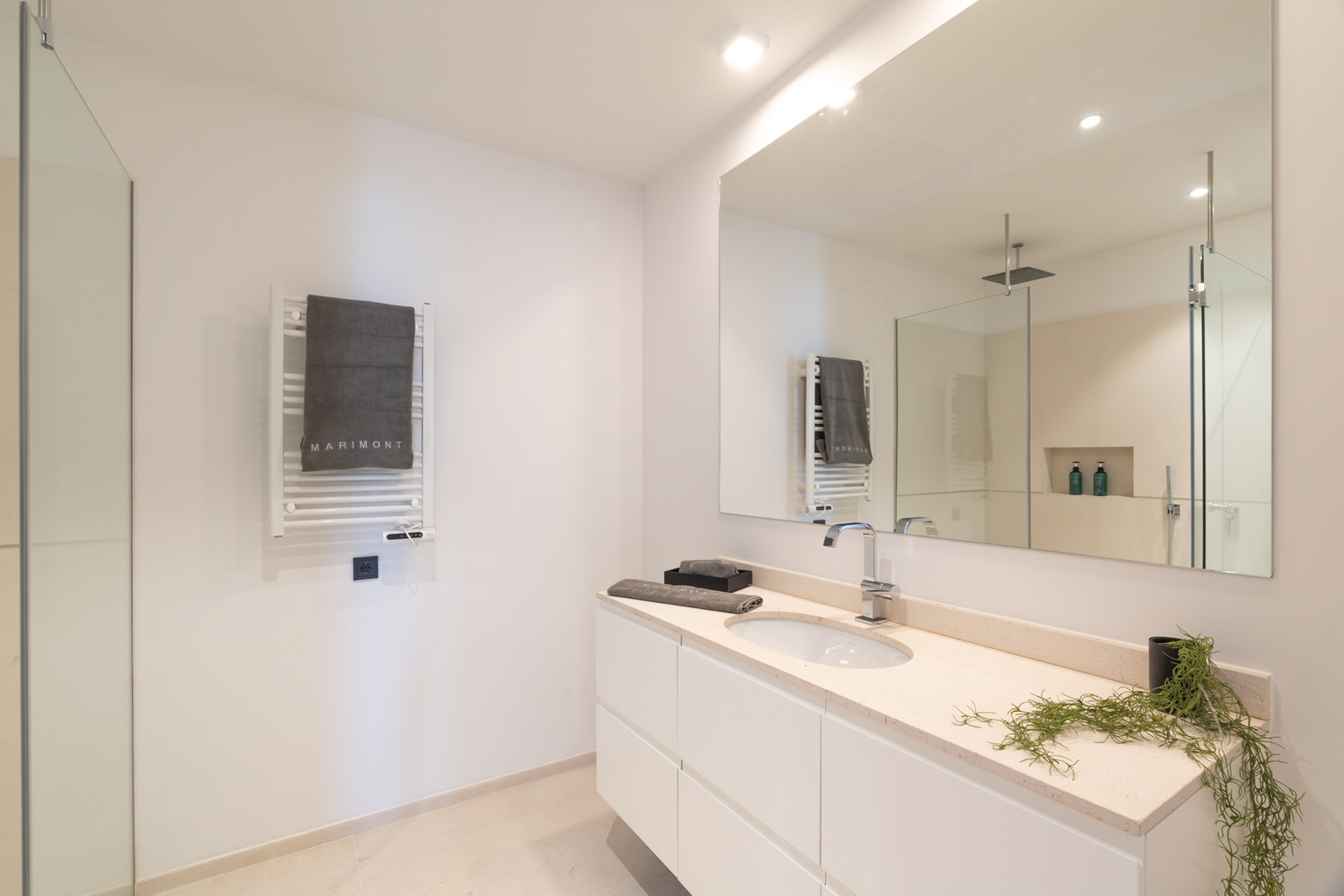 Ultra luxury villa with stunning sea views and infinity pool in Puerto Andratx (15)