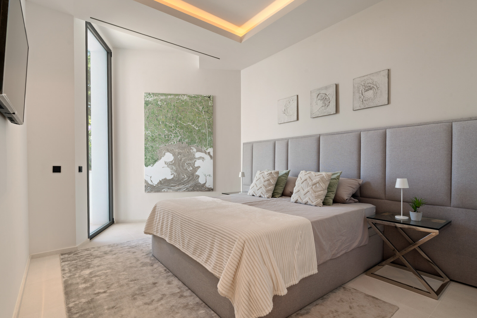 Ultra luxury villa with stunning sea views and infinity pool in Puerto Andratx (24)