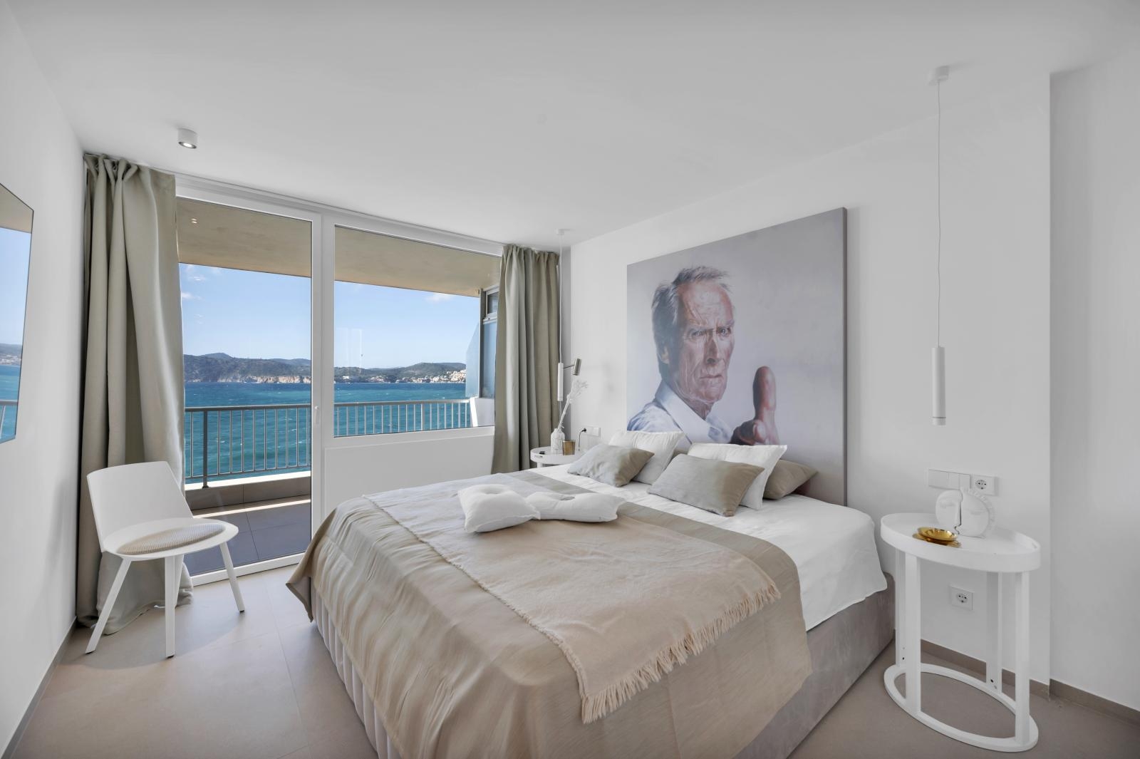 1st sea line completely renovated apartment with fantastic panoramic sea views in Costa de la Calma (10)