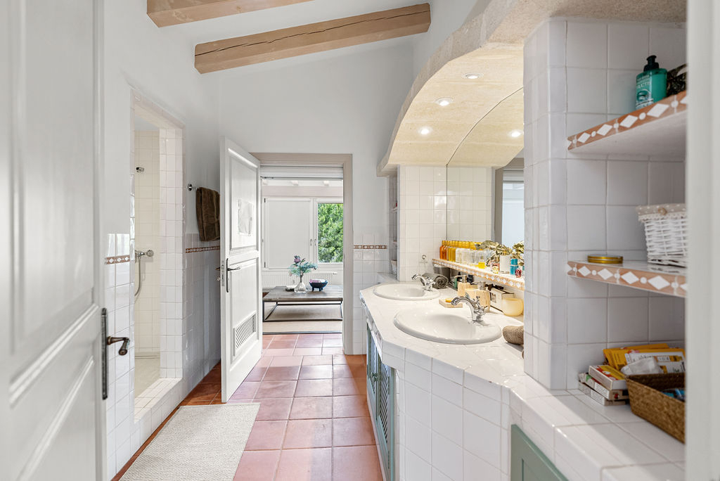 Fantastic finca with heated pool and sea view in an exclusive location in Camp de Mar (23)