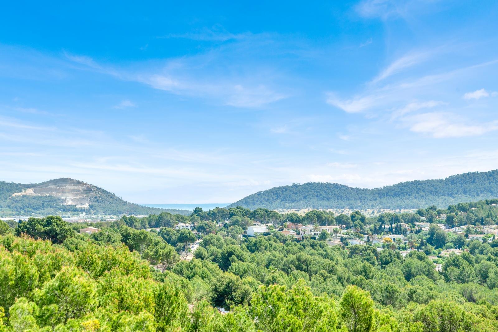 Spacious villa with beautiful panoramic views up to the sea and with pool in Costa de la Calma (2)