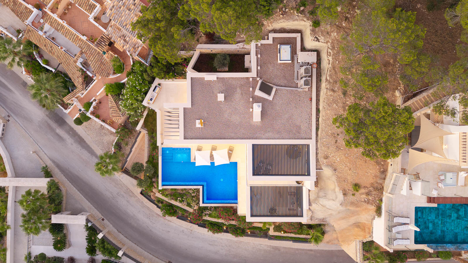 Ultra luxury villa with stunning sea views and infinity pool in Puerto Andratx (5)