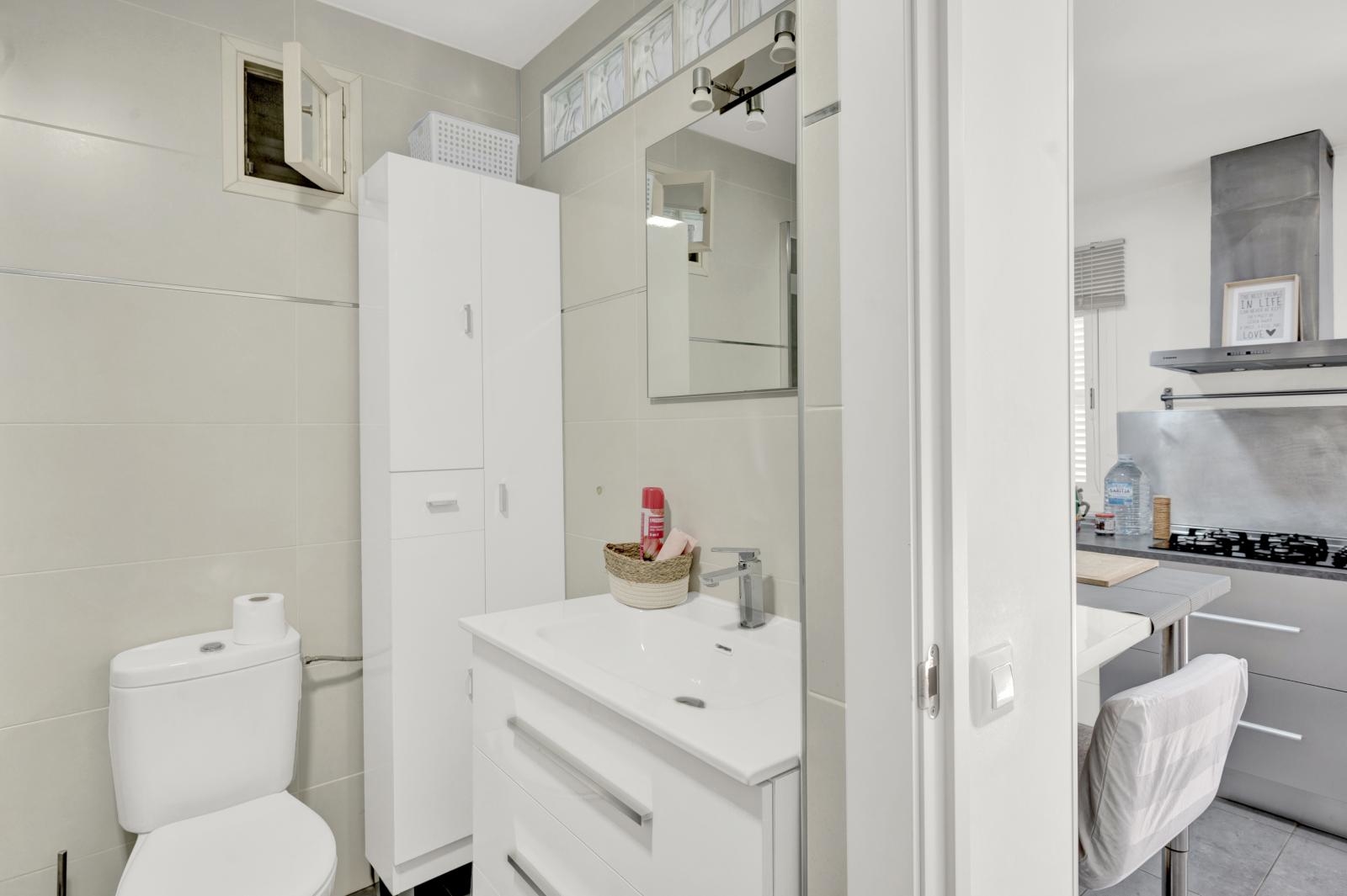 Spacious villa with beautiful panoramic views up to the sea and with pool in Costa de la Calma (35)