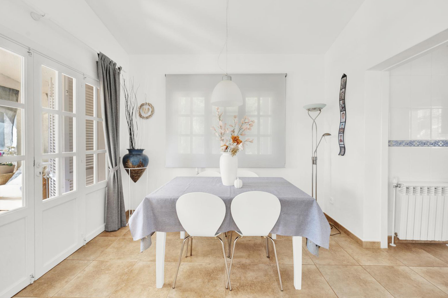 Spacious villa with beautiful panoramic views up to the sea and with pool in Costa de la Calma (11)