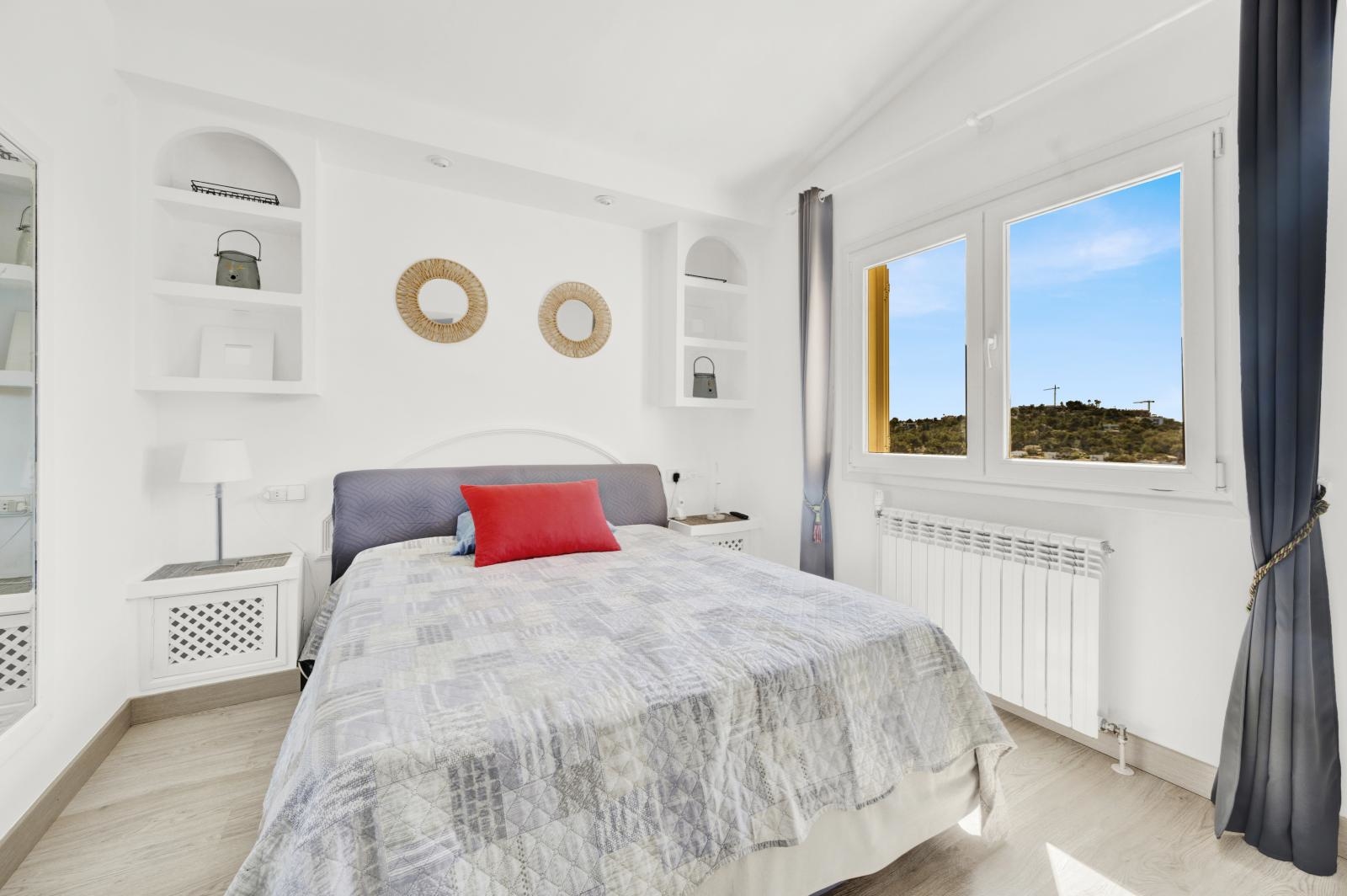 Spacious villa with beautiful panoramic views up to the sea and with pool in Costa de la Calma (18)