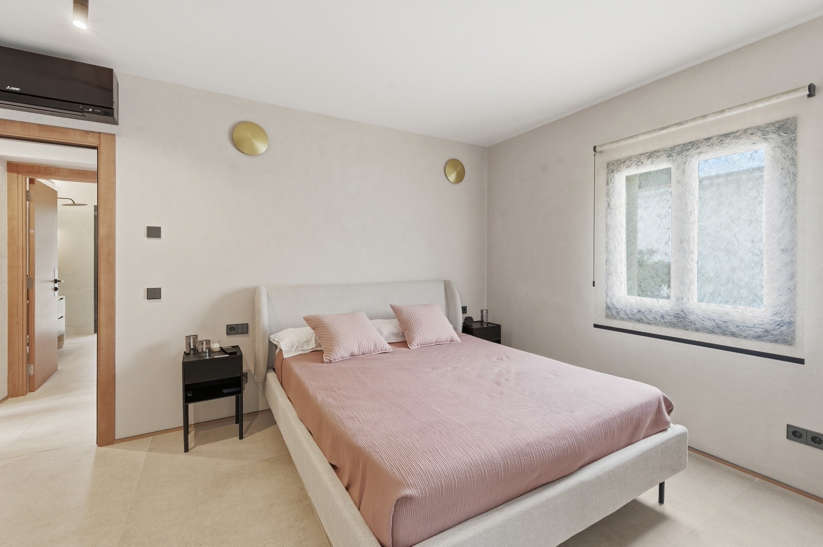 Well-maintained Mediterranean villa with guest house, apartment and pool in Paguera (23)