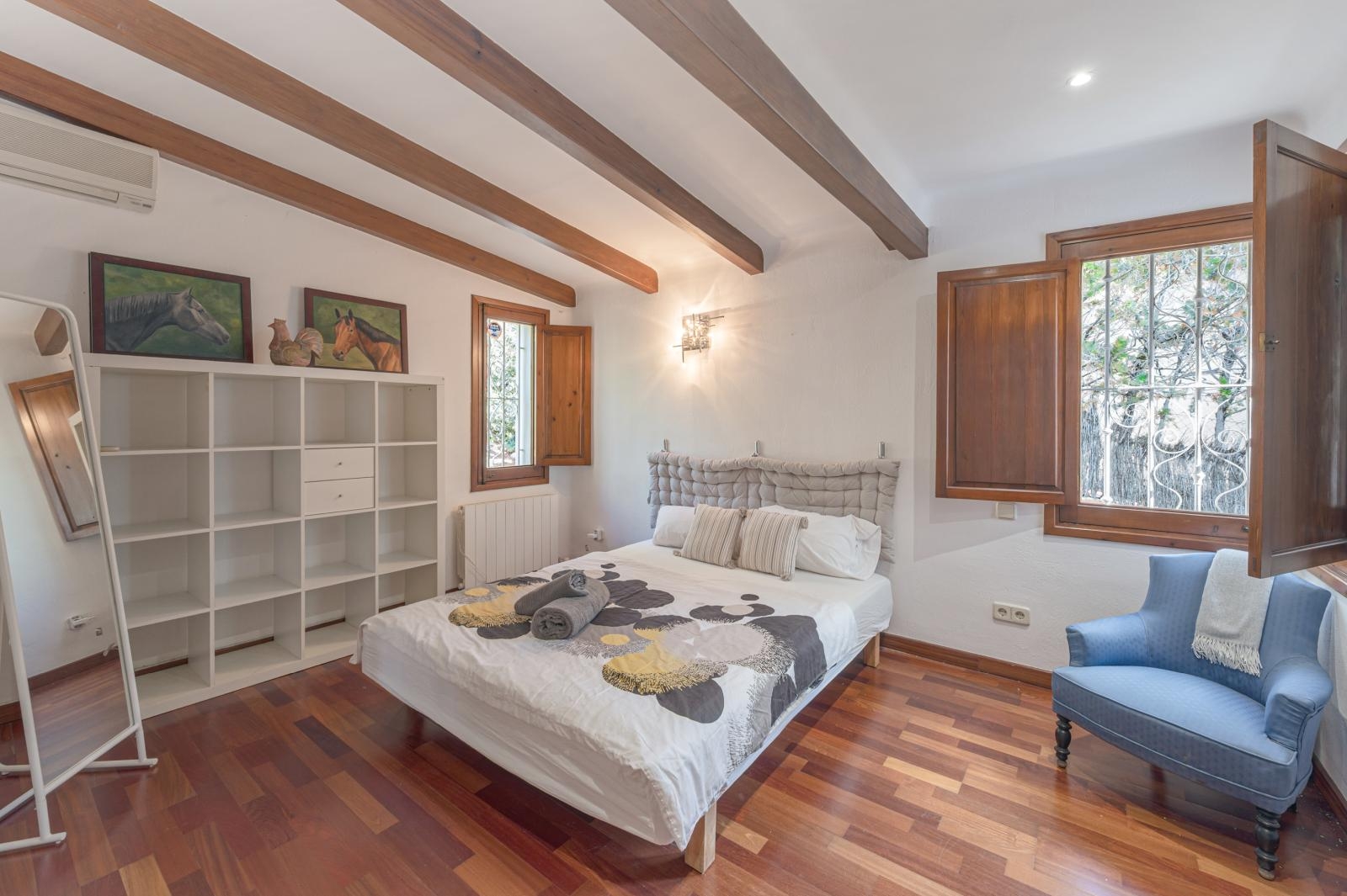 Mediterranean dream villa with sea view in Bendinat (32)