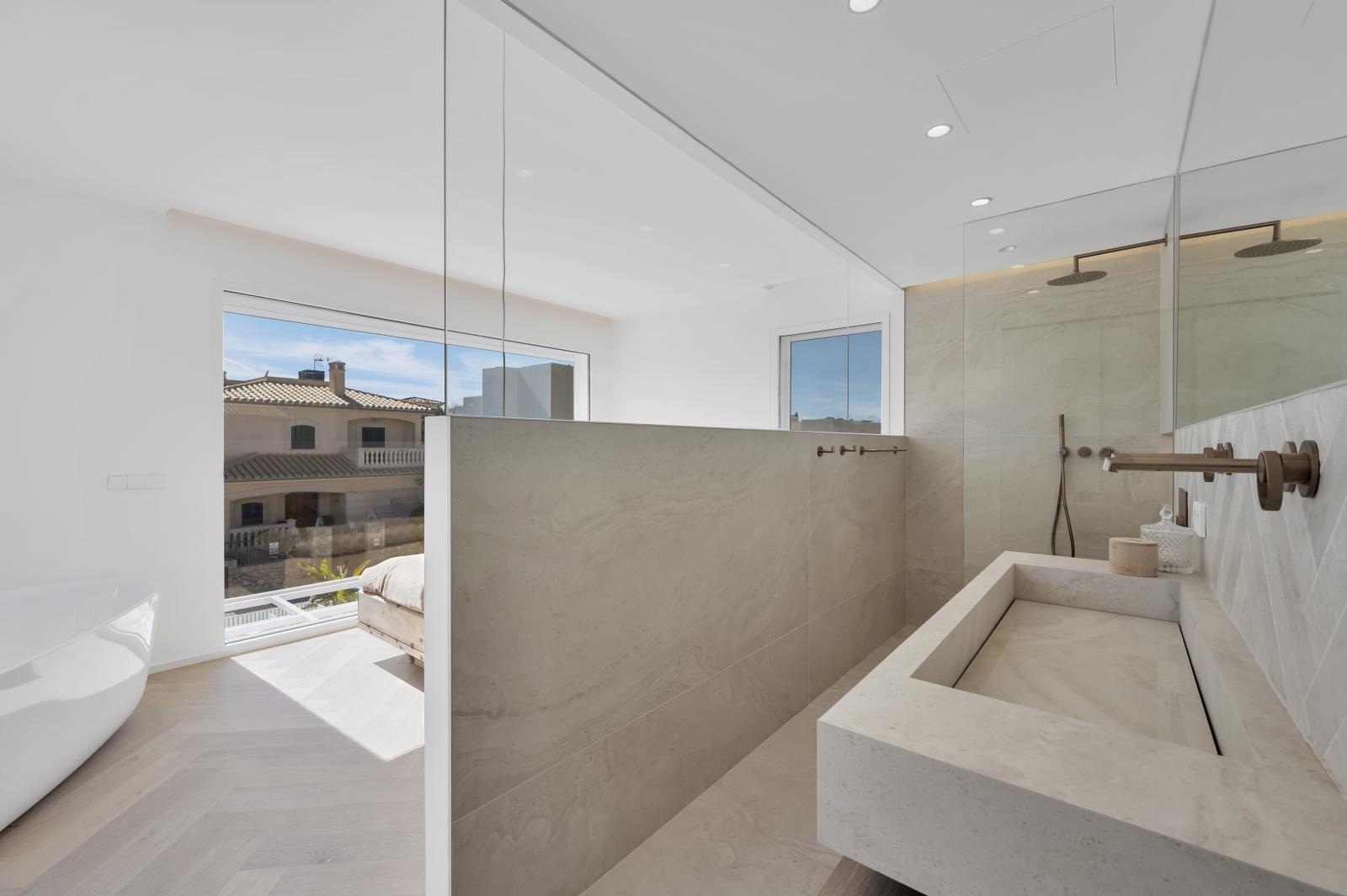 Bright, modern family villa with pool in a sought-after location in Ciudad Jardin near Palma, ref. 7540 (21)