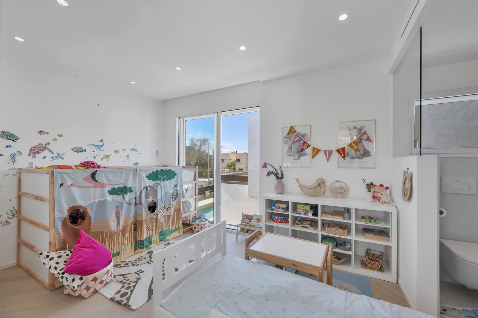 Bright, modern family villa with pool in a sought-after location in Ciudad Jardin near Palma, ref. 7540 (19)