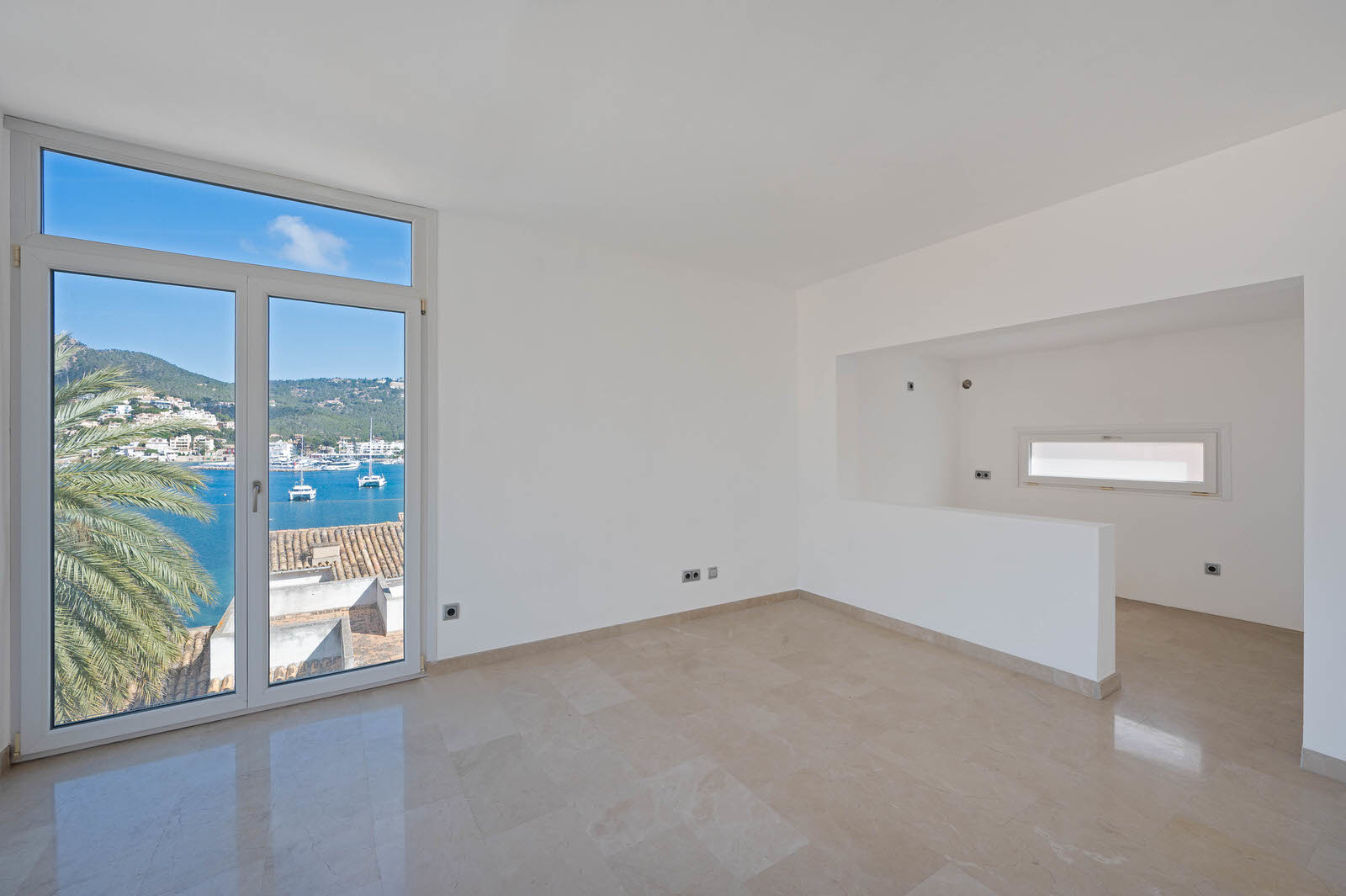 Penthouse with spectacular views and large roof terrace in Puerto Andratx (6)