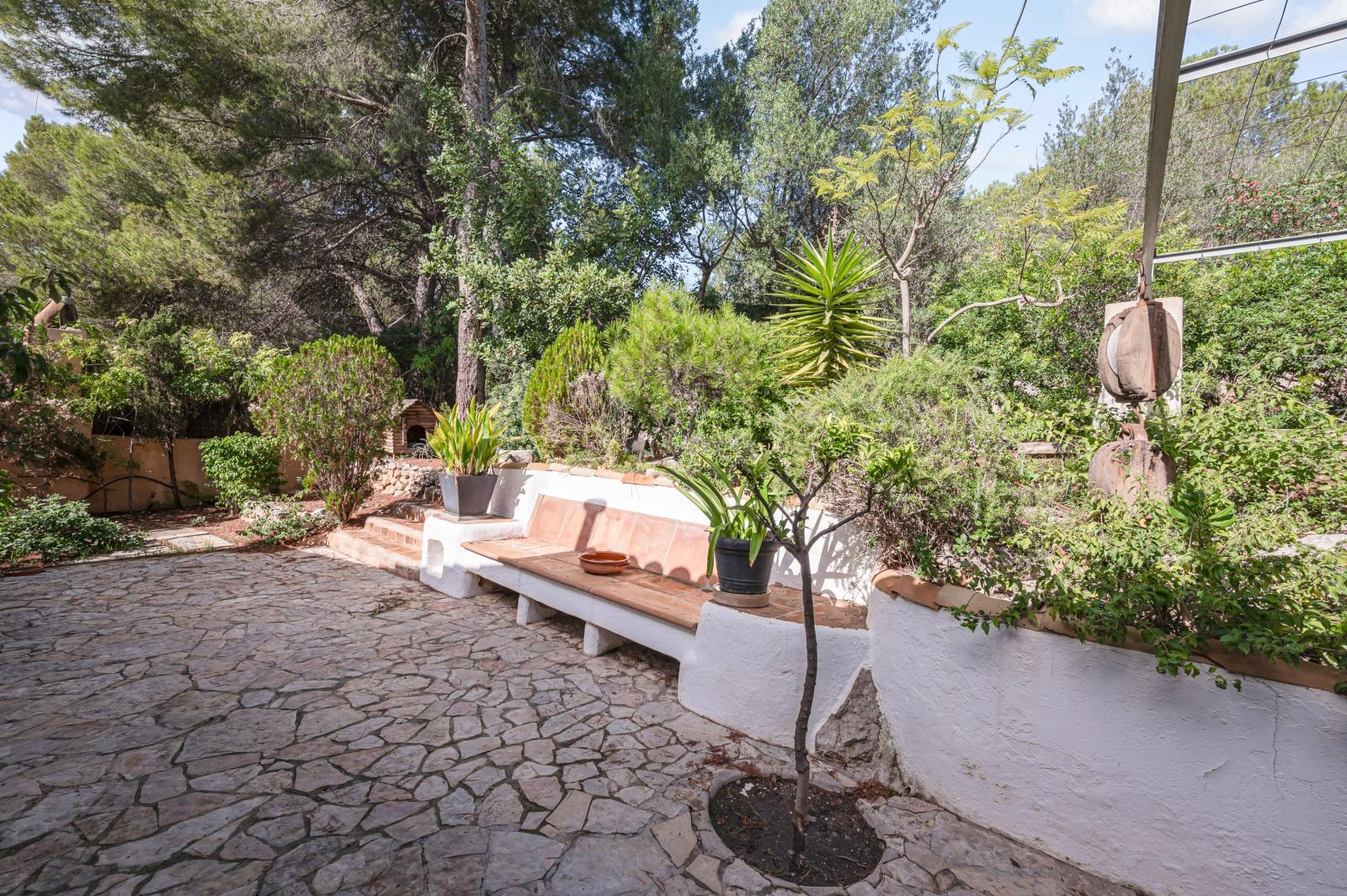 Mediterranean dream villa with sea view in Bendinat (24)