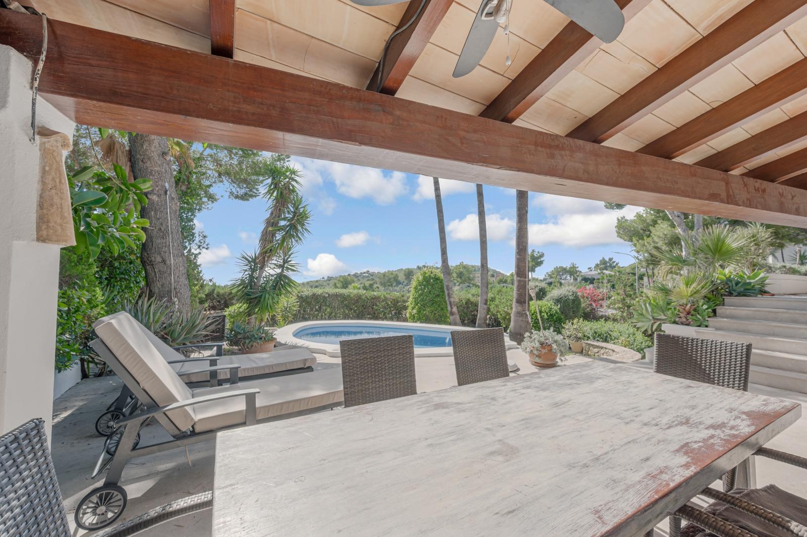 Mediterranean dream villa with sea view in Bendinat (5)