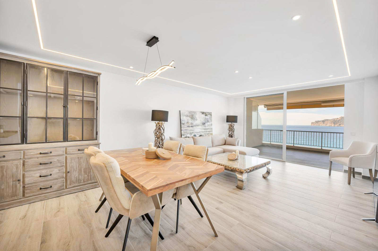 1st sea line Completely renovated apartment with fantastic panoramic sea views in Costa de la Calma (5)