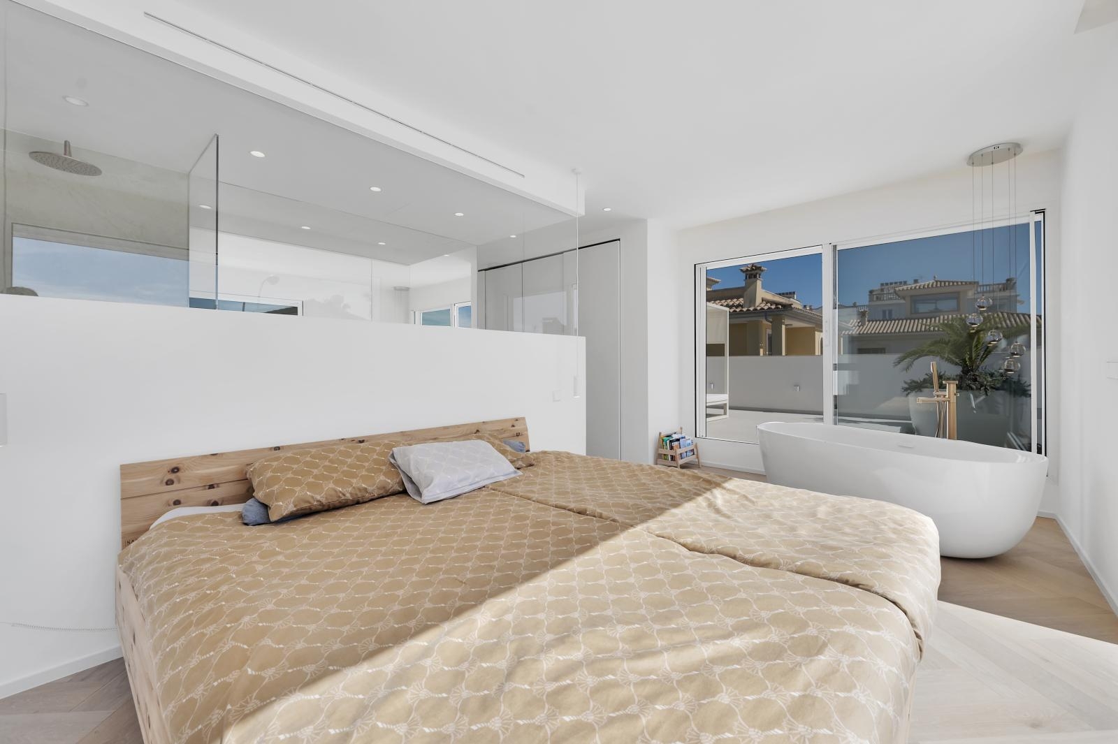 Bright, modern family villa with pool in a sought-after location in Ciudad Jardin near Palma, ref. 7540 (23)