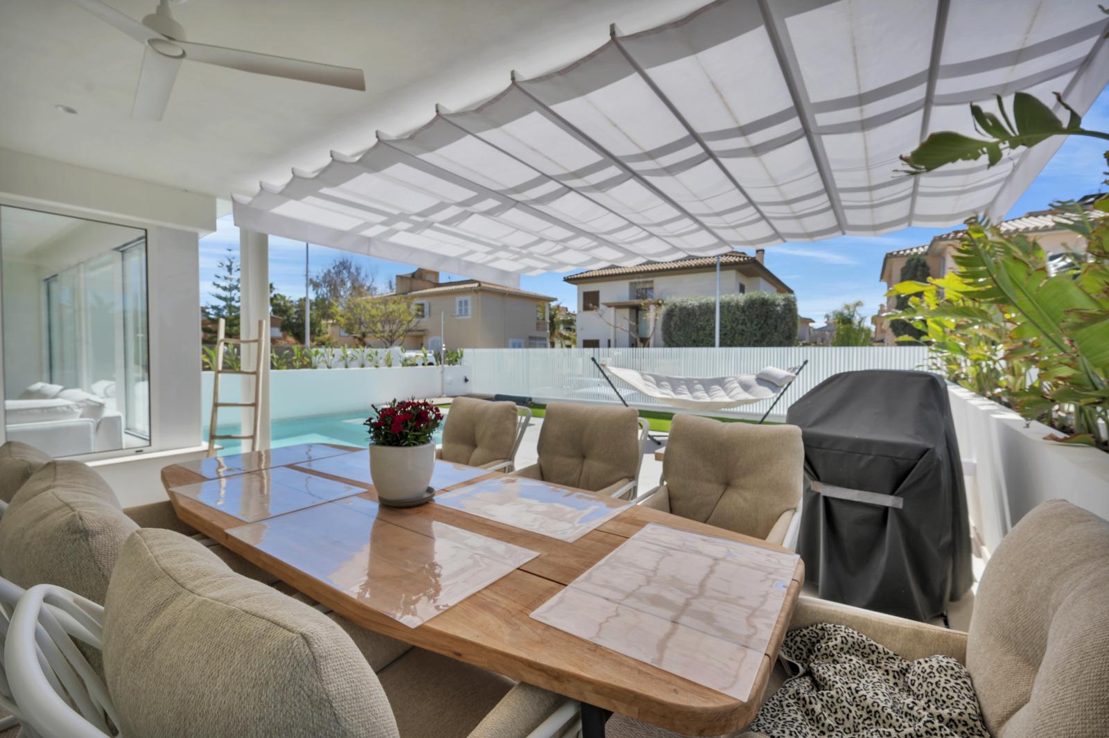 Bright, modern family villa with pool in a sought-after location in Ciudad Jardin near Palma, ref. 7540 (1)