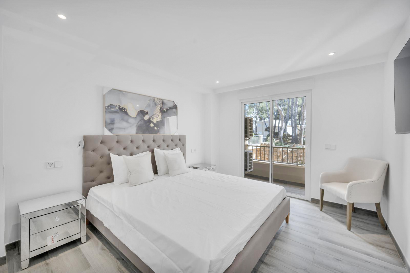 1st sea line Completely renovated apartment with fantastic panoramic sea views in Costa de la Calma (11)