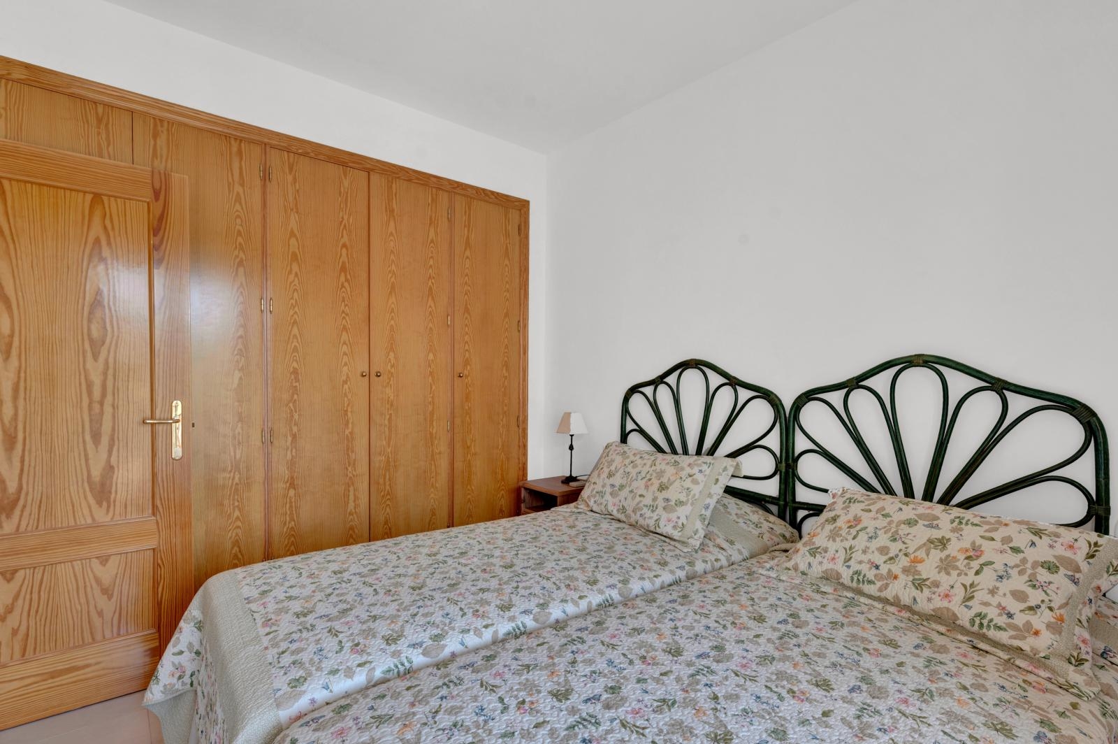 Spacious, very well-kept apartment in a beautiful complex with 2 pools in Santa Ponsa (9)