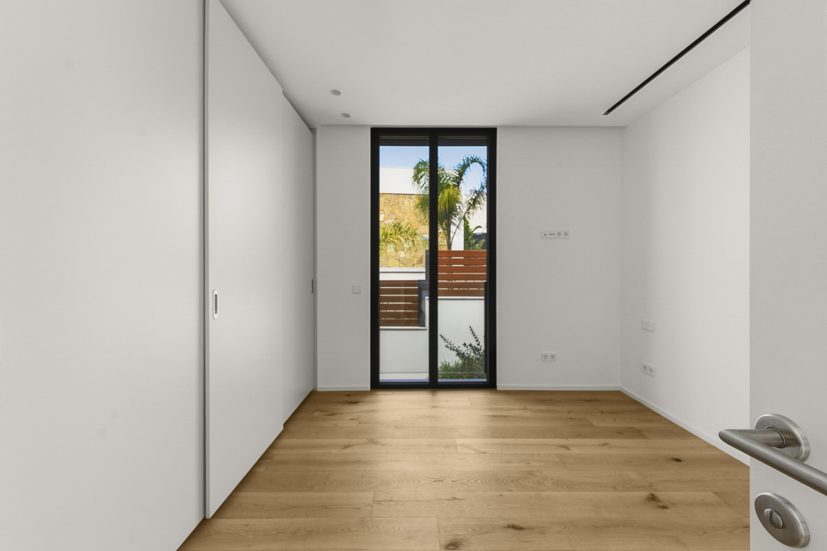 As new family villa with private pool and partial sea views on the coast adjacent to Palma (12)