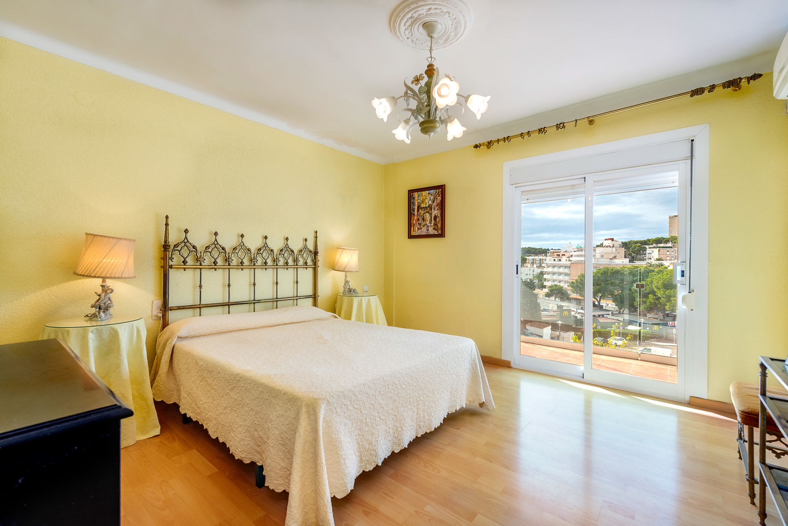 Apartment in 1. Meereslinie in Palmanova, Mallorca (5)