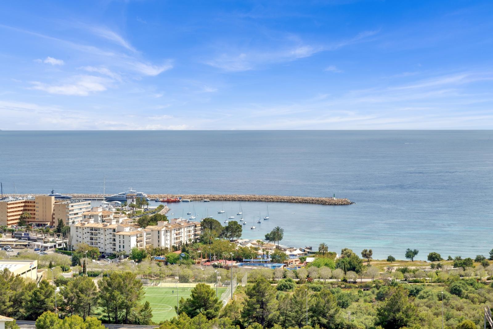 Modern villa with fantastic sea views on a large plot in Costa den Blanes (1)
